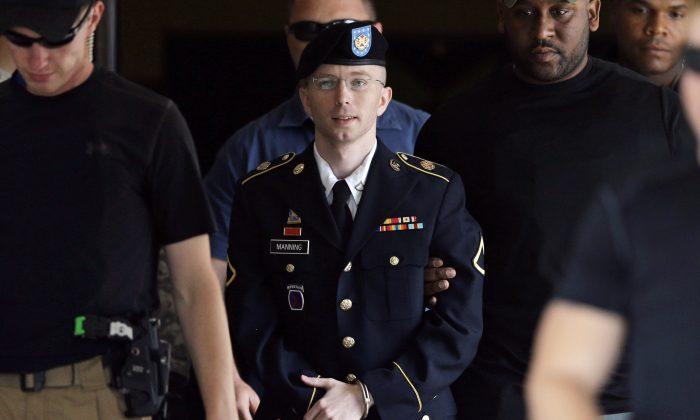 Petition to Award Bradley Manning Nobel Peace Prize: Compared to Daniel Ellsberg