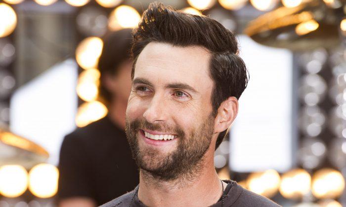 Adam Levine Dies? Nope Maroon 5 Singer Dead of ‘Drug Overdose’ is a Scam; No Yahoo ‘Breaking News’ Video