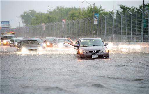 Toronto Thunderstorm: Flooding, 300,000 Without Power, GO Train Flooded