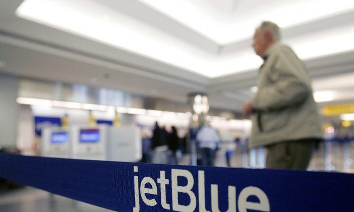 JetBlue Suspends, Shuts Down Flights at JFK, LAX, LGA, BOS, EWR