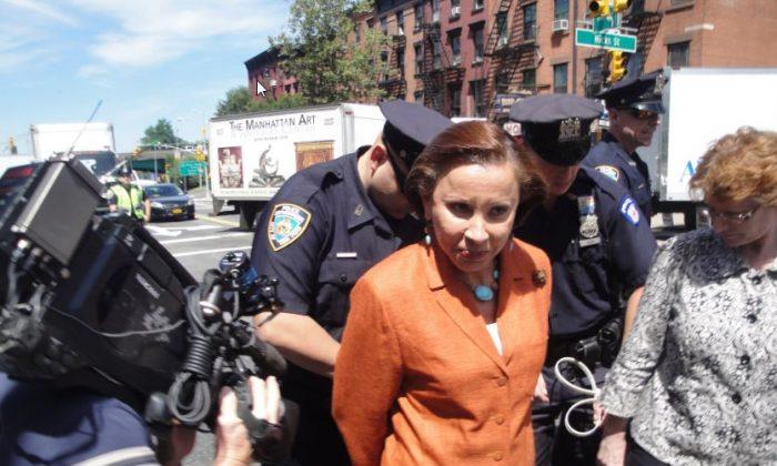 Congresswoman Velázquez Arrested at LICH Rally