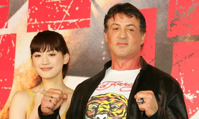 Sylvester Stallone ‘Died in Horrible Car Accident’ Just a Scam; ‘Expendables 3’ Star Does Promo in Asia