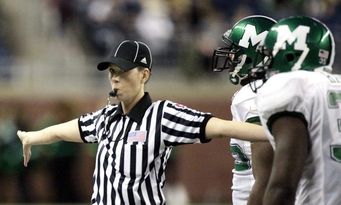 Sarah Thomas Could Be NFL’s First Female Referee