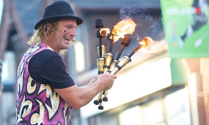 BuskerFest Magic in Toronto (Photo Gallery)
