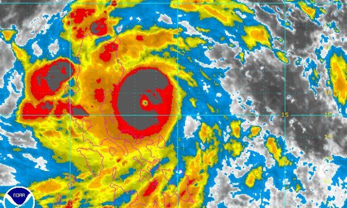 Typhoon Utor Bearing Down on Philippines