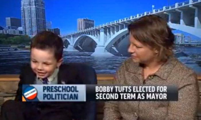 Bobby Tufts, 4-Year-Old Minnesota Mayor, Gives Fidgety Interview (+Video)