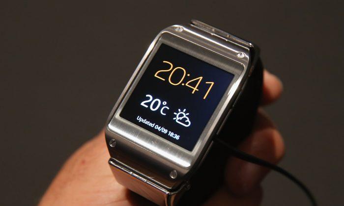 Samsung Launches Smartwatch Galaxy Gear 