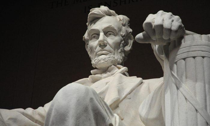 Abraham Lincoln Birthday: Quotes, Facts for Former President