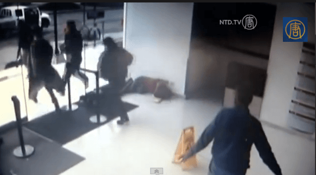 Security Camera Captures Gunmen Storming Colombian Hospital to Free Prisoner (+Video)