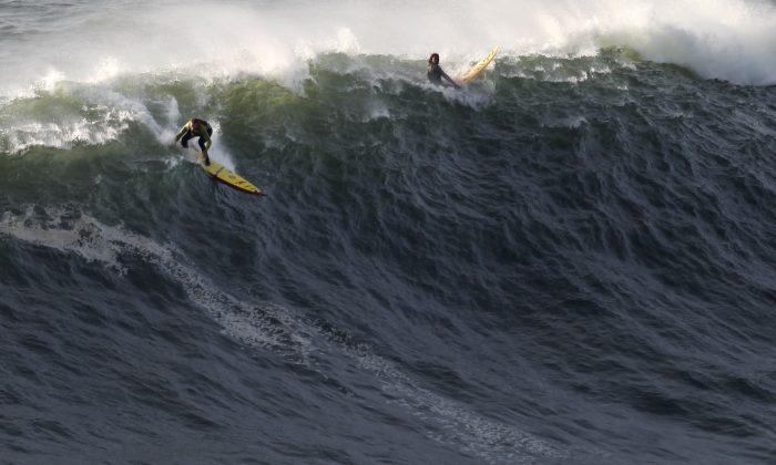 Surf Videos: 6 of the Biggest Waves Ever