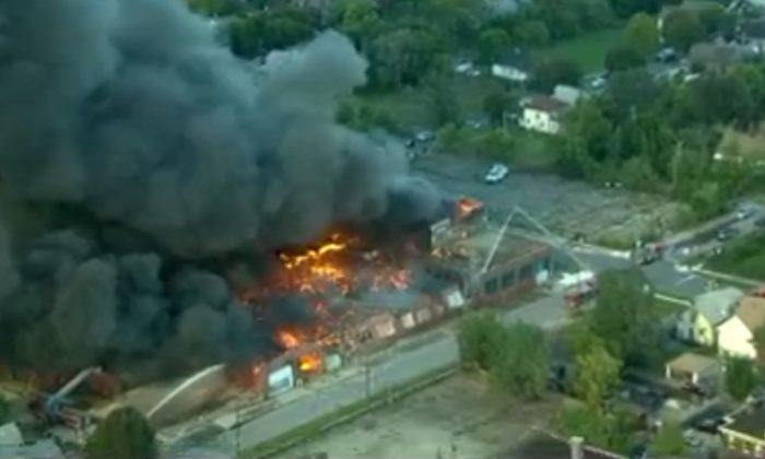 Detroit: Massive Industrial Fire on West Side Abandoned Warehouse; HAZMAT Called In