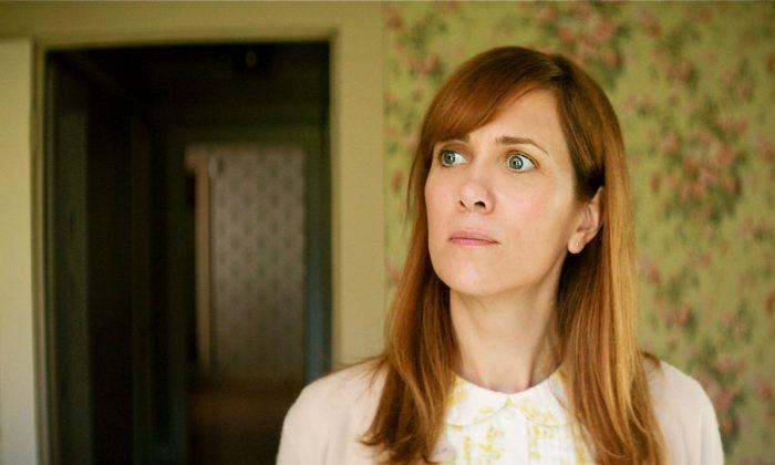 TIFF Review: ‘Hateship Loveship’ Sees Kristen Wiig All Tied Up