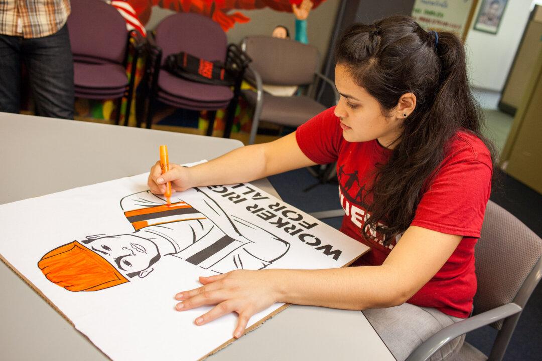 Immigrant Groups in NYC to March Saturday for Path to Citizenship