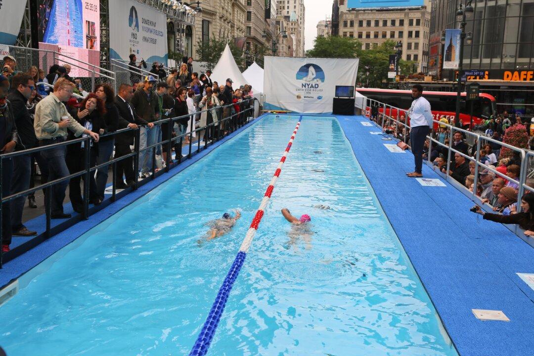 Diana Nyad’s 48-Hour Swim for Sandy Relief