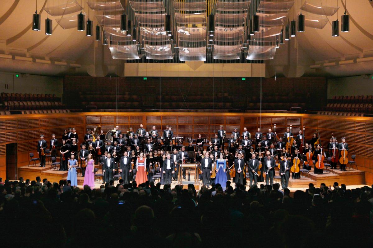 Shen Yun Symphony Orchestra Brings ‘Hope for a better future’