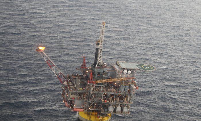 Peter Jorge Voces Falls Off Oil Platform in Gulf of Mexico, Search Commences