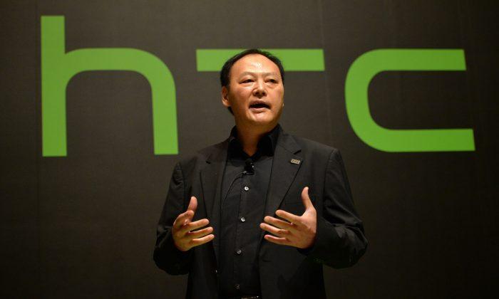 HTC Reports First Time Loss