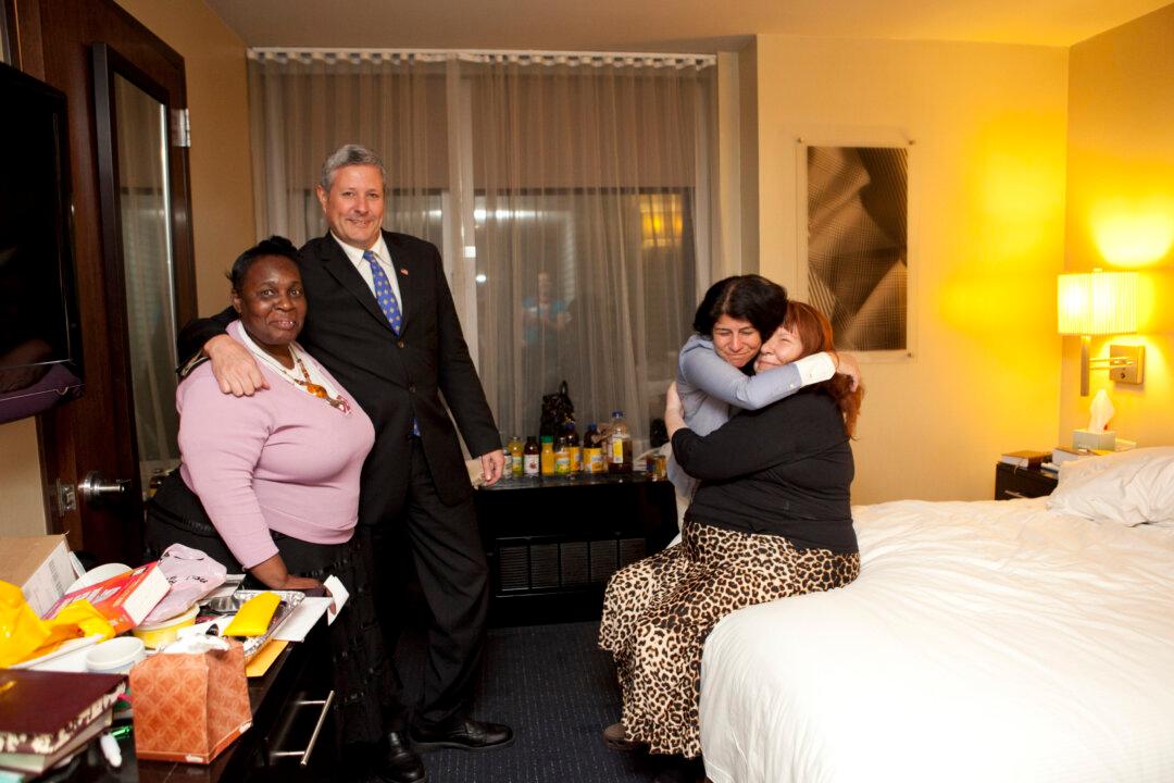 Anonymous Donor Puts Up $1 Million at 11th Hour to Help Sandy Evacuees Find Homes