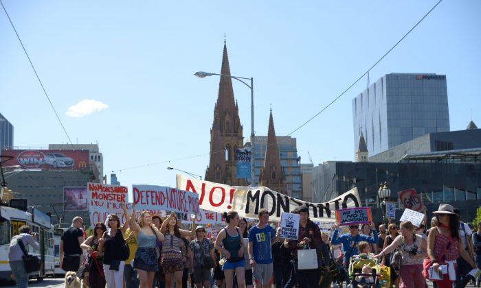 Thousands Join Australian March Against GMOs (Video)