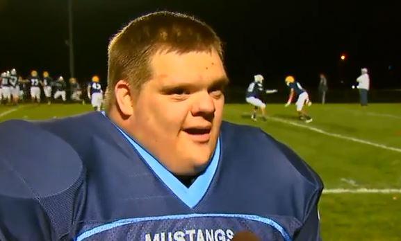 Noah Van Vooren, Senior with Down Syndrome, Runs for Touchdown as Special Gift