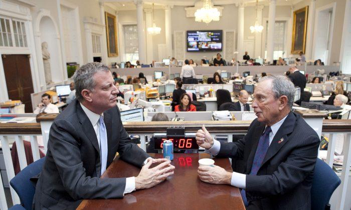 Bill de Blasio Prepares to Take Reins From Michael Bloomberg