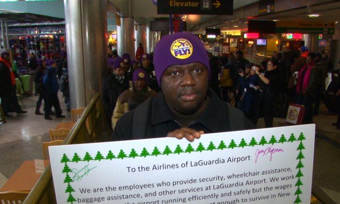 Airport Workers Call for Higher Wages