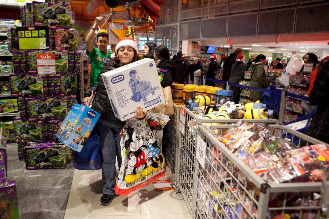 Black Friday Sales Have Spawned a Thanksgiving Weekend of Shopping