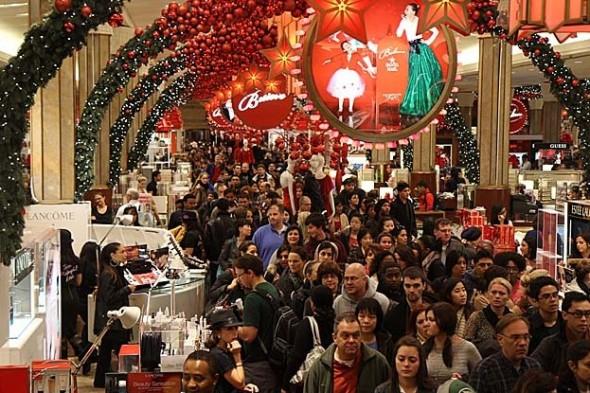 Black Friday 2014 at Herald Square Macy’s Calms Down After Thursday