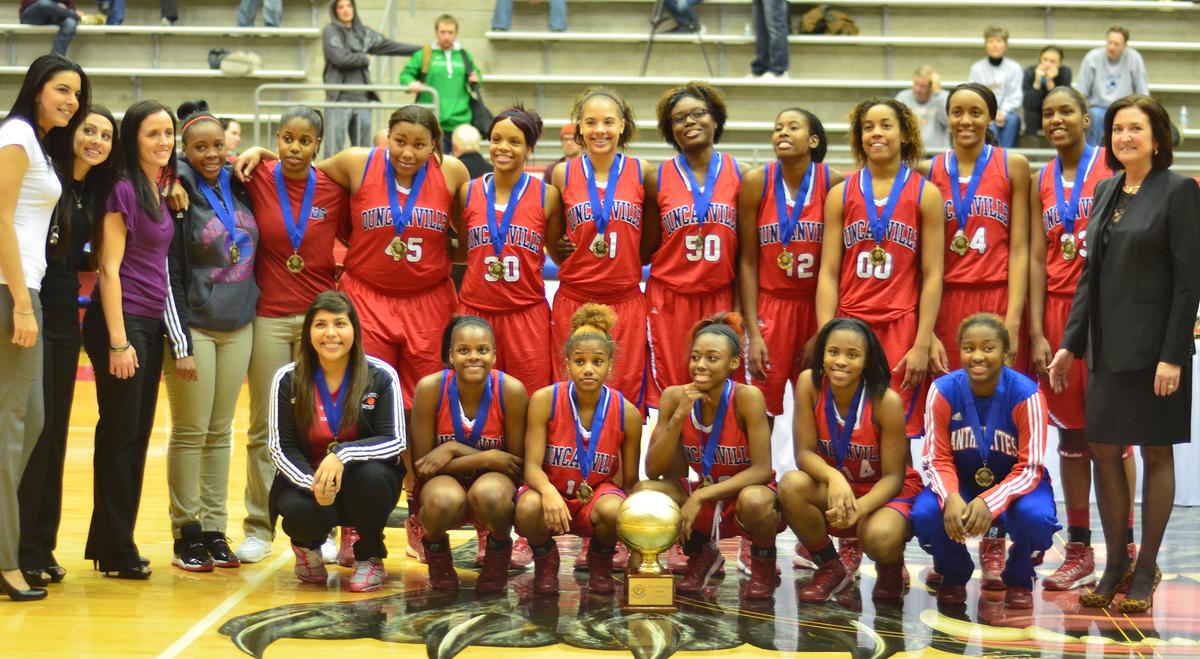 Basketball Battle Lines Drawn in Texas; Girls HS Basketball