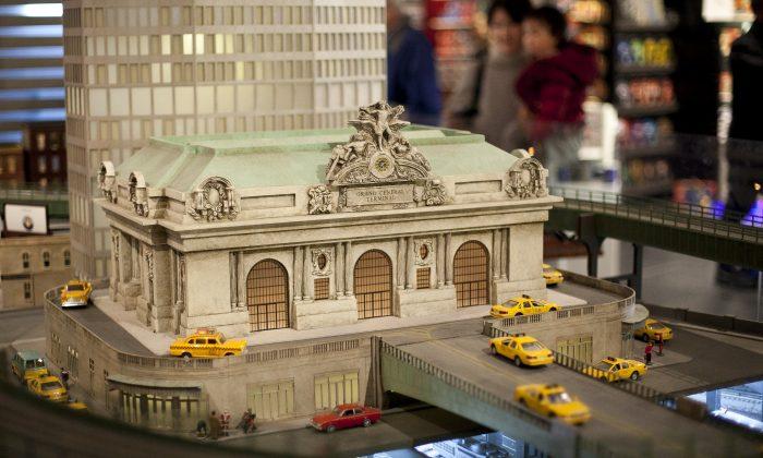 New York’s Grand Central: A Miniature City (Photos)