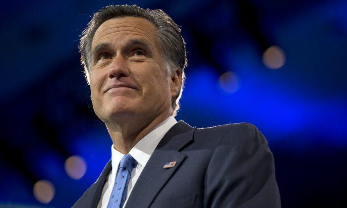 Mitt Romney to Fight Evander Holyfield in a Real Boxing Match