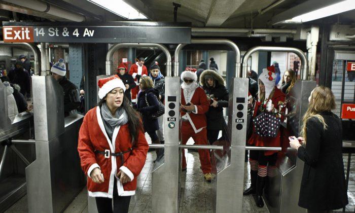 NYC: Yes, Subway Trains, Buses Run on Christmas Day