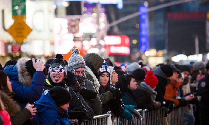 Times Square Live Stream Cam: Watch Ball Drop Here
