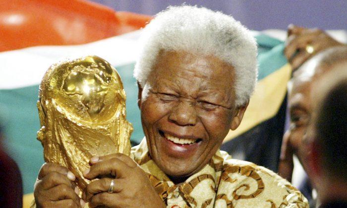 Bizarre Report Claims Nelson Mandela Death Was June 26