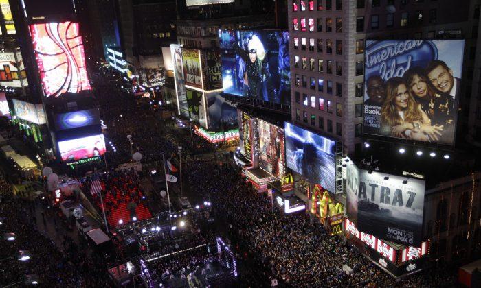 Olive Garden in Times Square to Charge $400 Per Person for New Year’s Eve Event