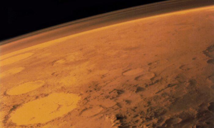 200,000 Apply for Mars: 200,000 Have Signed up, Could be There by 2025