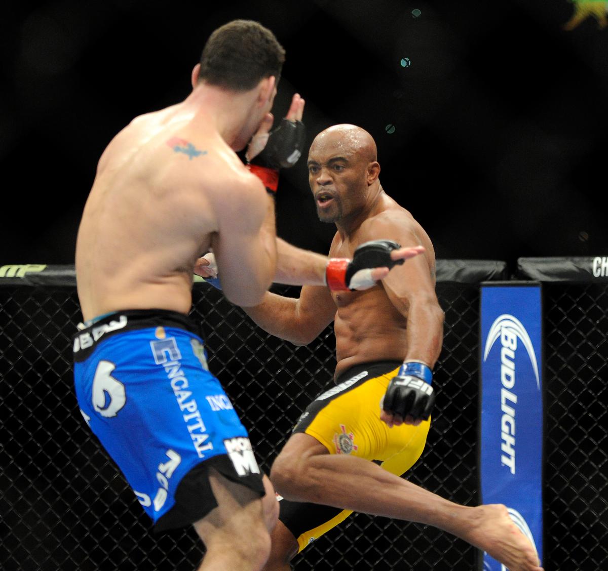 Anderson Silva Faked Leg Injury to Rig UFC 168? False Rumors Persist After Fight