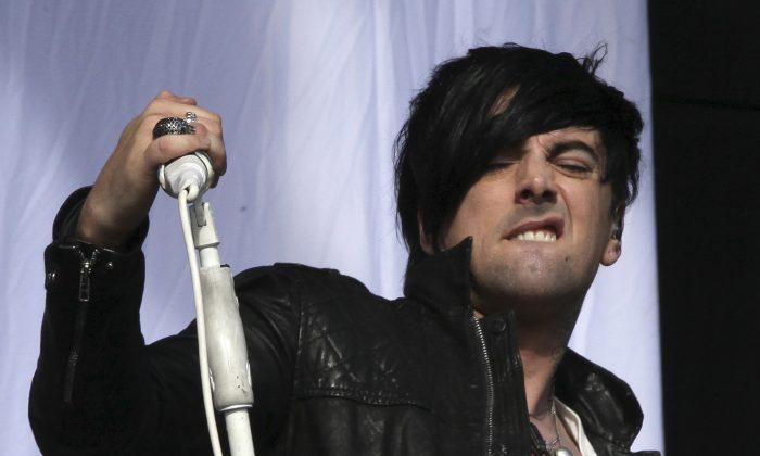 Ian Watkins Dead? No, Reports About Former Lostprophets Singer Committing Suicide Are Wrong