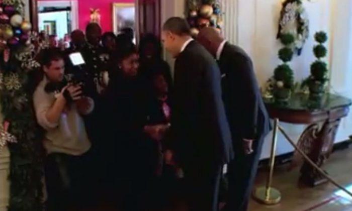 Barack Obama White House Tourists: President Obama, Steve Harvey Surprise Tourists (+Video)