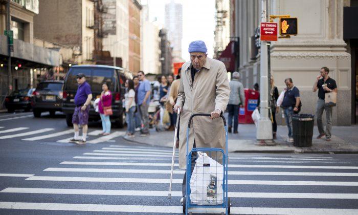 De Blasio Vows to Reduce Pedestrian Deaths in New York