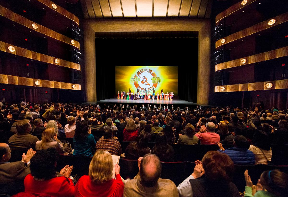 New Yorkers Grateful to Experience Shen Yun