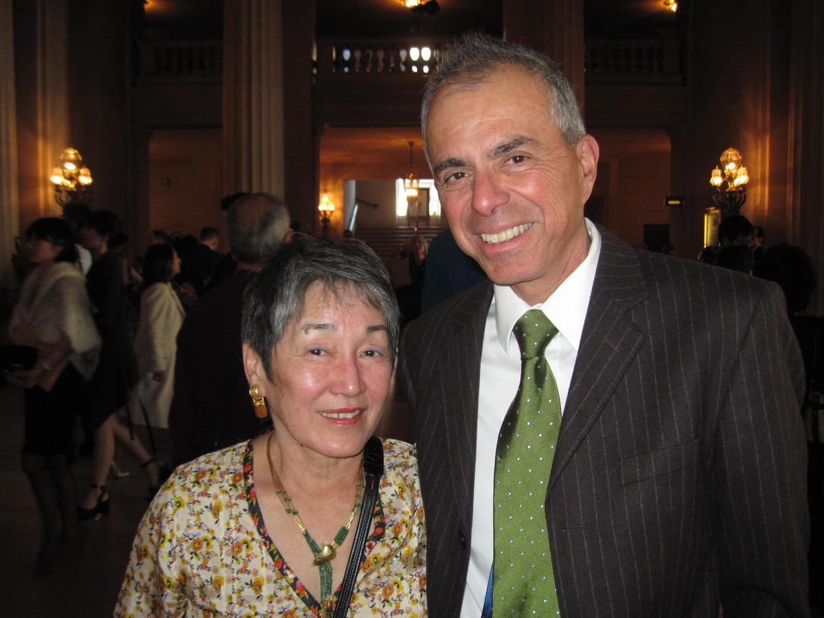 Shen Yun ‘Spectacular,’ Says Poet and Author