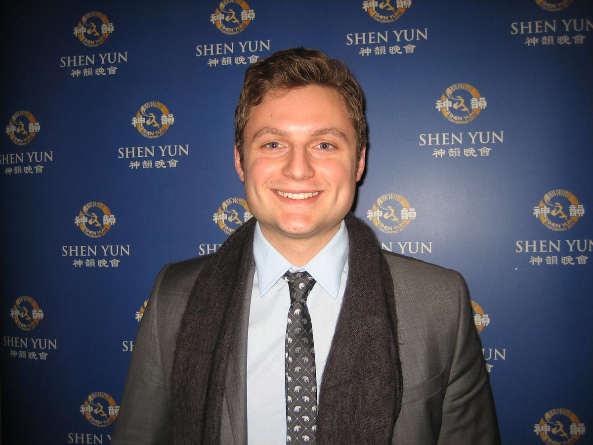 Shen Yun ‘Transports You to Another World,’ Says Business Author
