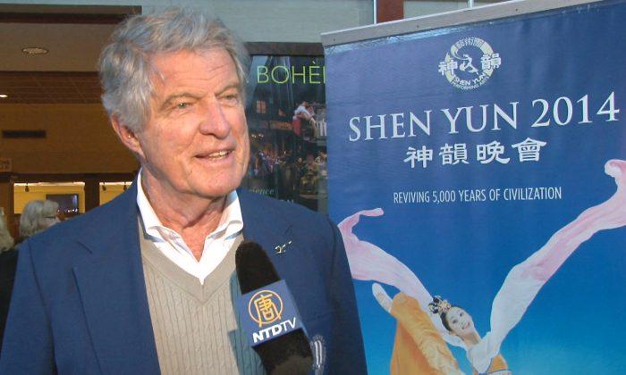 Former Duke Coach in Awe Over Shen Yun