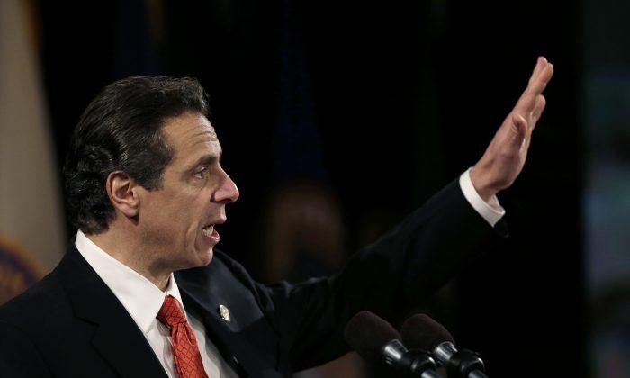 Cuomo Talks Tax Relief, Transit, Tuition for 2014