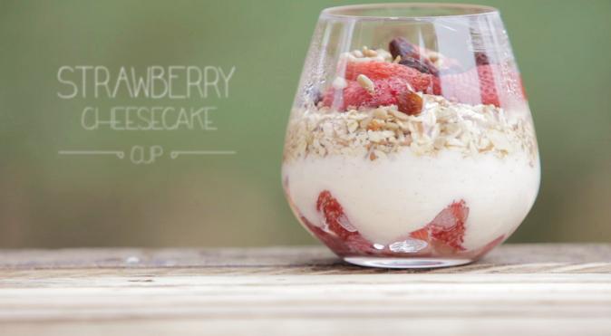 How to Make: Breakfast Cup Strawberry Cheesecake