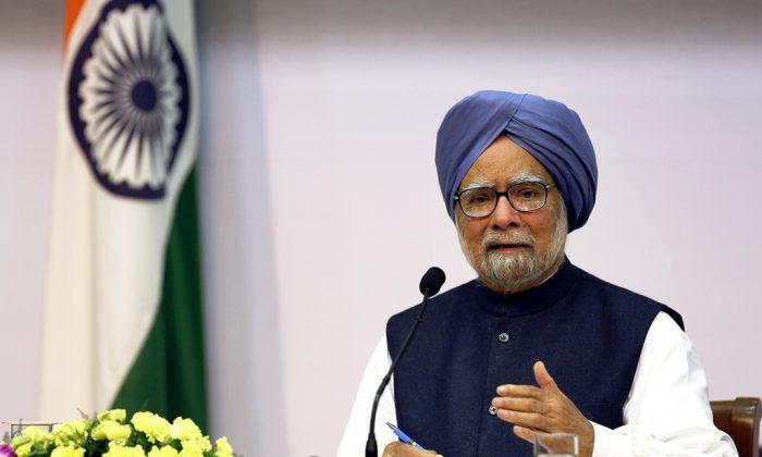 India Awaits New PM as Manmohan Singh Rules Out Third Term 