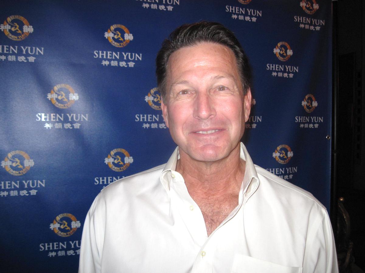 Bank SVP Enjoys ‘Genesis of Chinese Culture’ Seen in Shen Yun