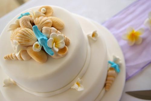 Pastry Chefs Denounce Cake Design Trend: All Look, No Taste