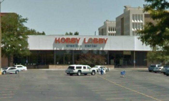 ‘Hobby Lobby May Close All 500+ Stores in 41 States’ isn’t Real